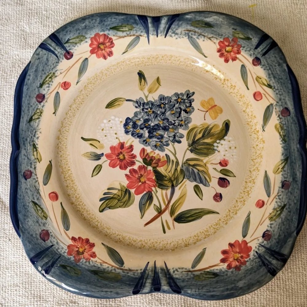 Retired Certified International PAMELA GLADDING FLORA Dinner Plate 11"